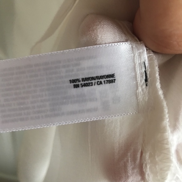 White top - Picture 6 of 7